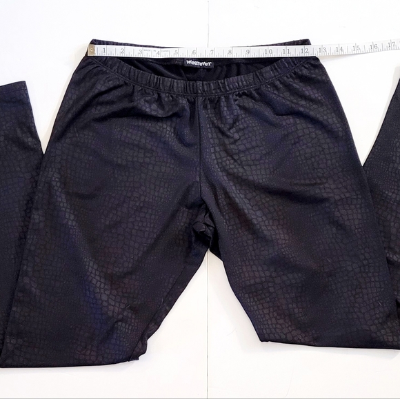 NWOT Reptile Print leggings - Picture 3 of 8